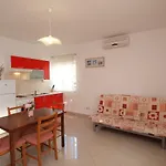 Maslina-1 By Interhome Srima
