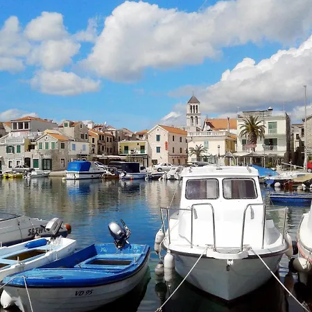 Maslina-1 By Interhome Apartamento Srima