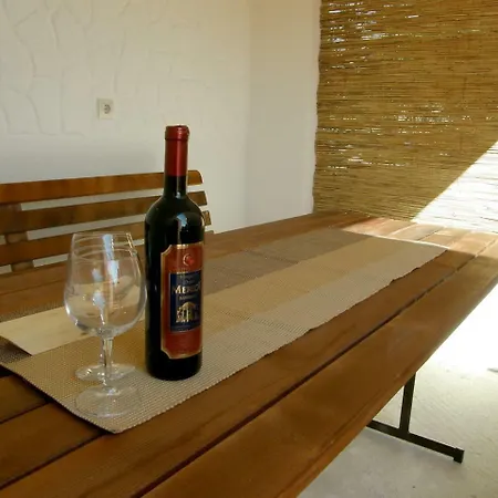 Maslina-1 By Interhome Srima